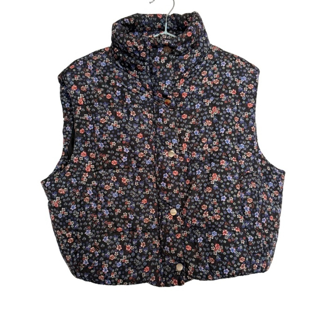 Deluc Floral Black Cropped Puffer Vest